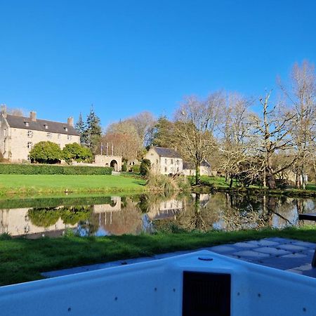 Moulin De Lossulien Le Relecq-Kerhuon Exteriör bild